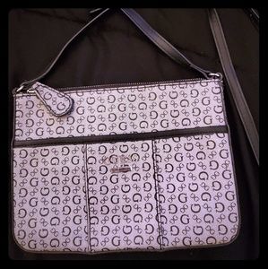 GUESS crossbody